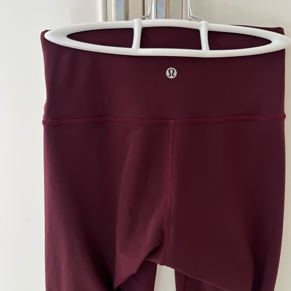 CROPPED LULULEMON ALIGN PANT - Picture 4 of 10